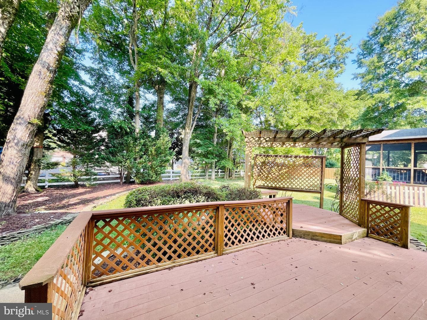 7227 Devereux Court photo 23