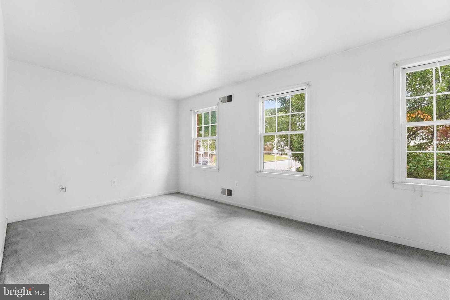 6125 Lundy Place photo 21