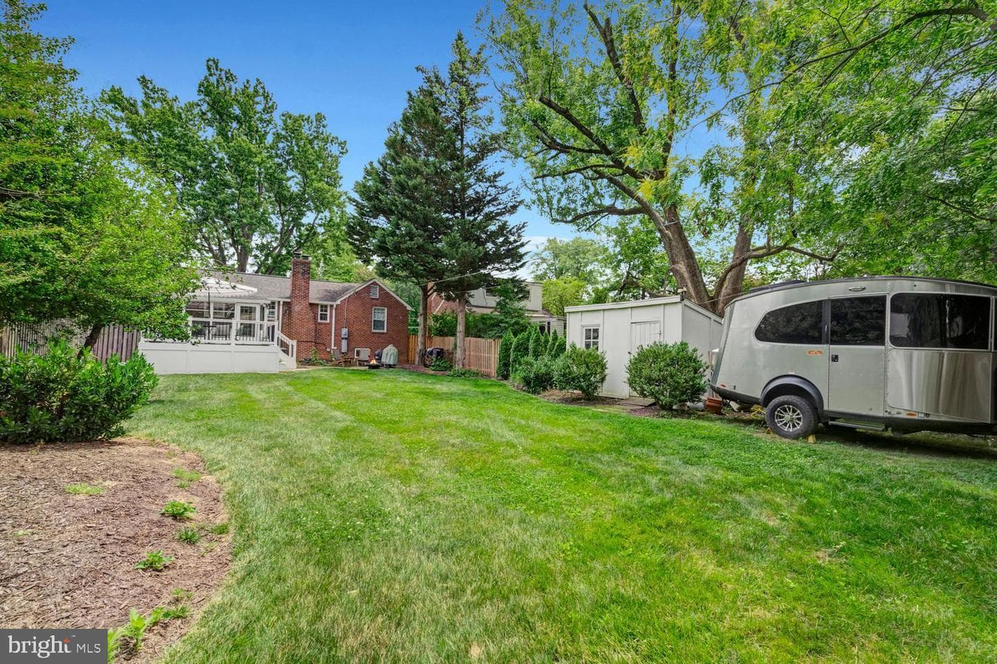 6404 Potomac Avenue photo 40