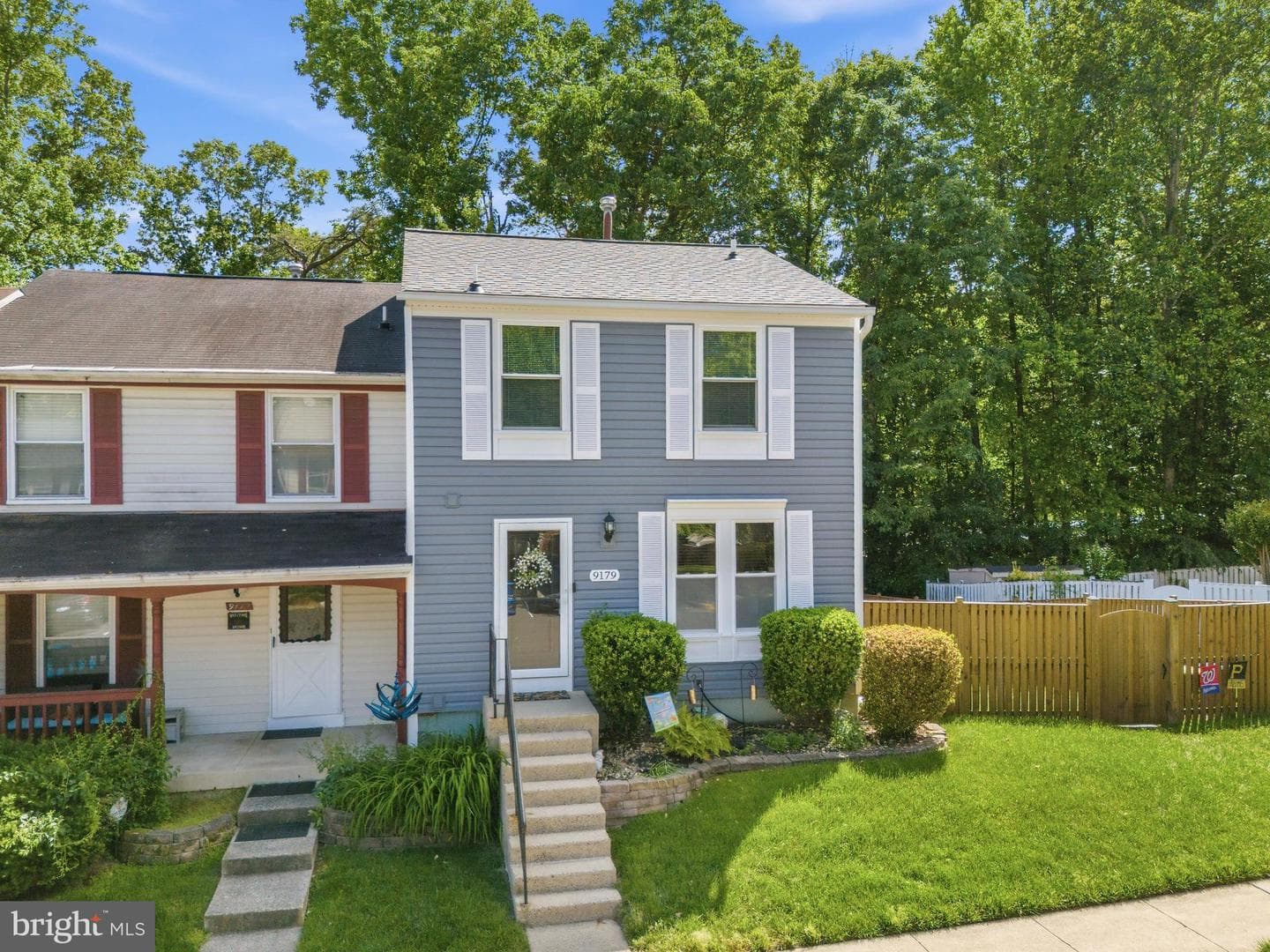 9179 Forest Breeze Court photo 2
