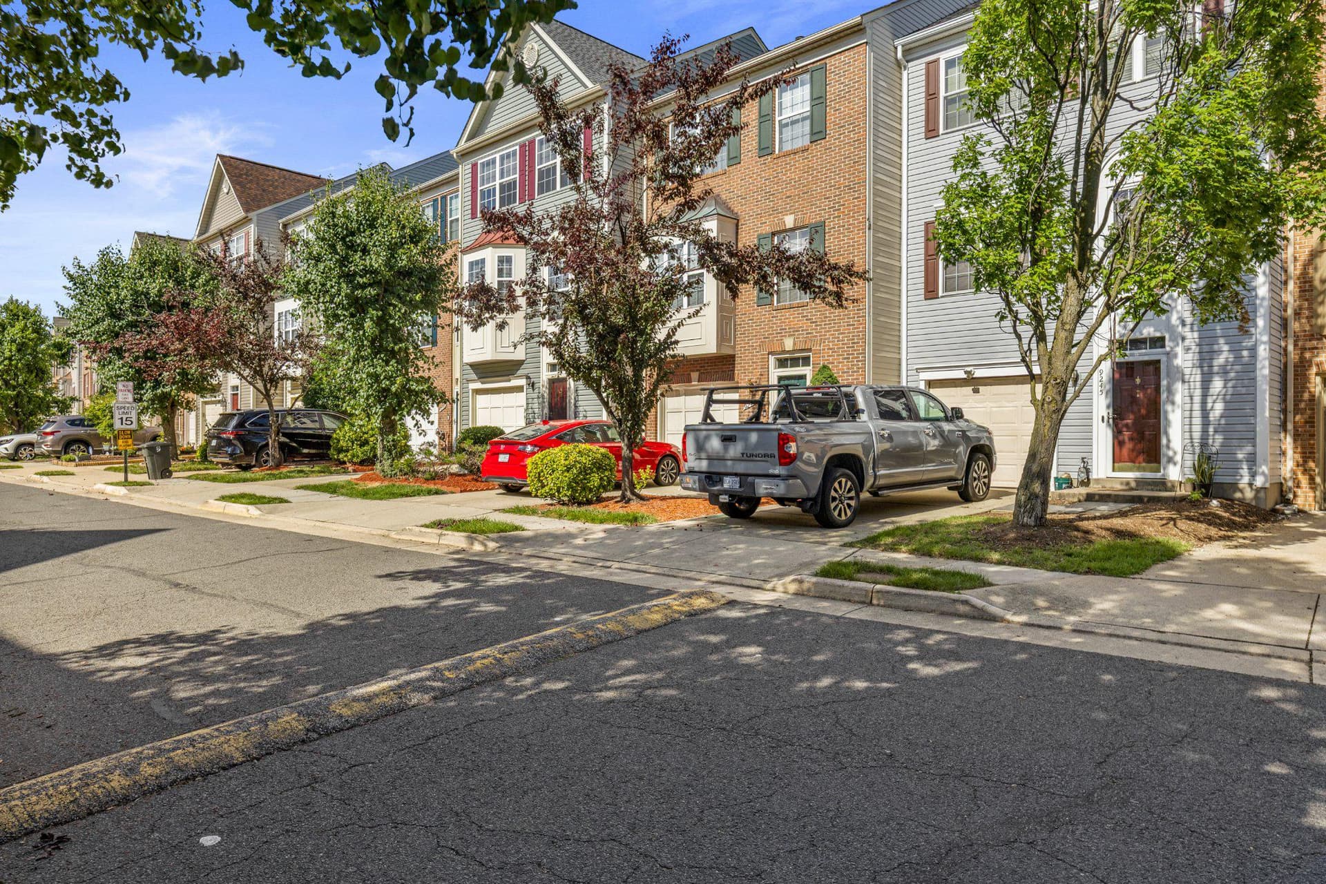 9241 Lorton Valley Road photo 3