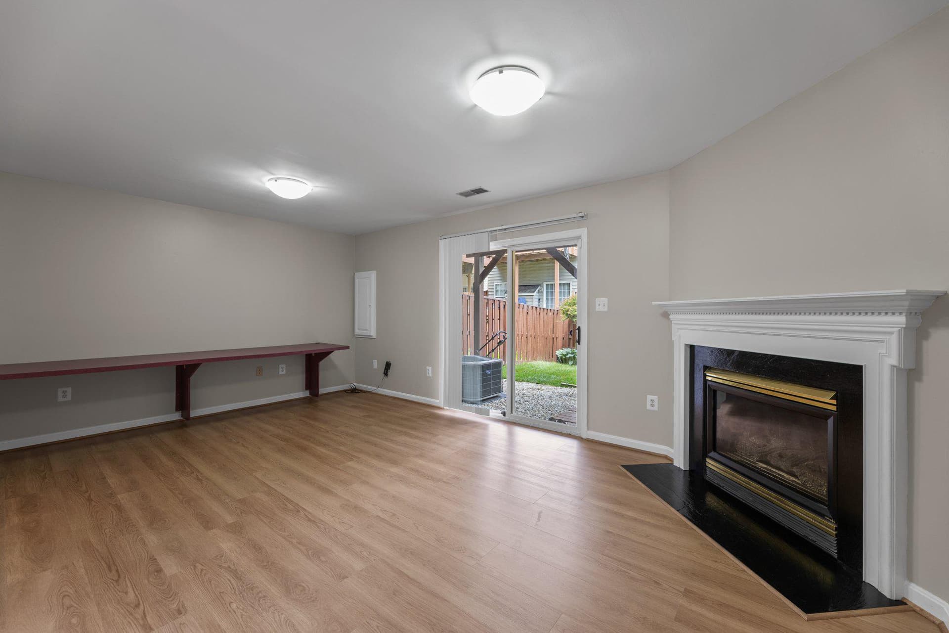 9241 Lorton Valley Road photo 7