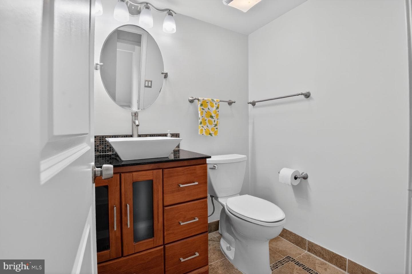 9702 Kingsbridge Drive #302 photo 12