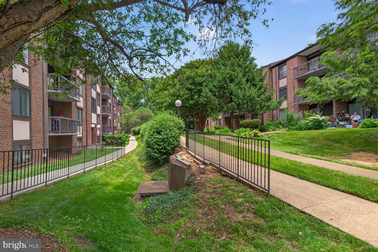 9702 Kingsbridge Drive #302 photo 21