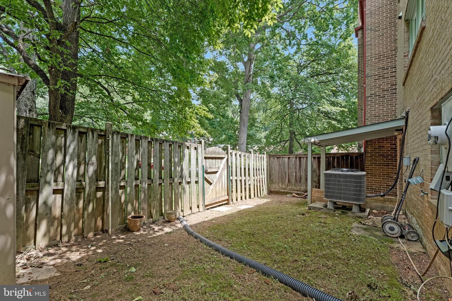 9599 Blake Park Court photo 45