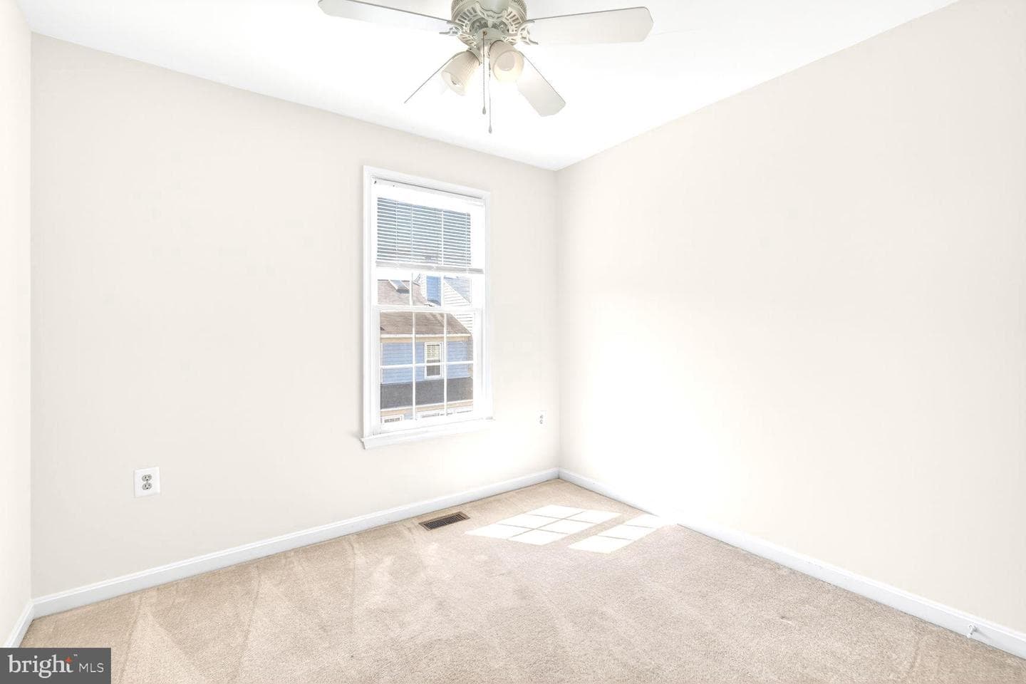7025 Bentley Mill Place photo 22