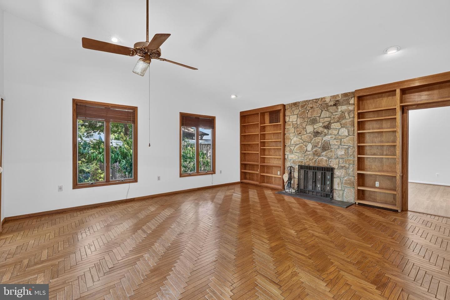 6018 Ridge View Drive photo 8