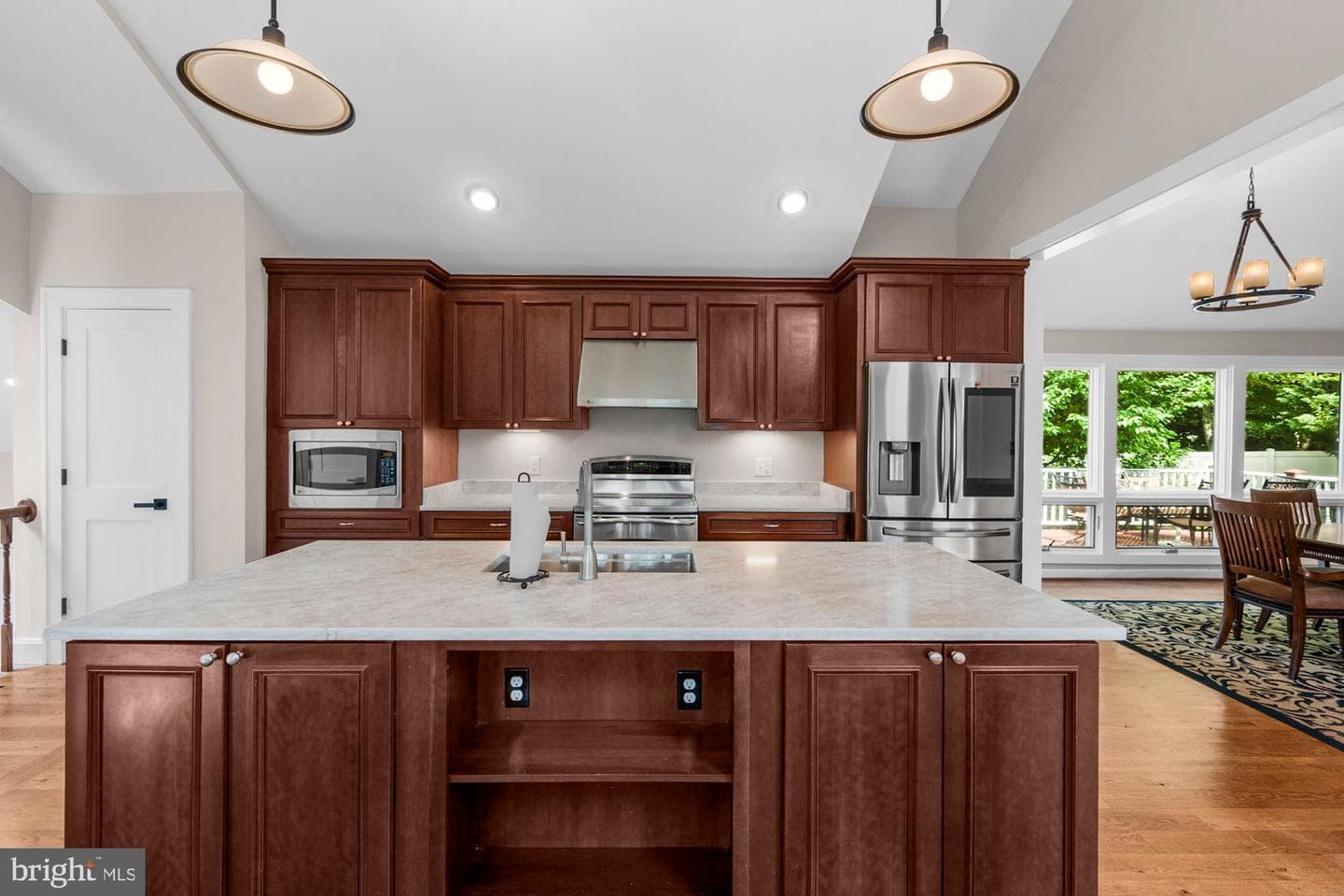 1316 Alps Drive photo 3