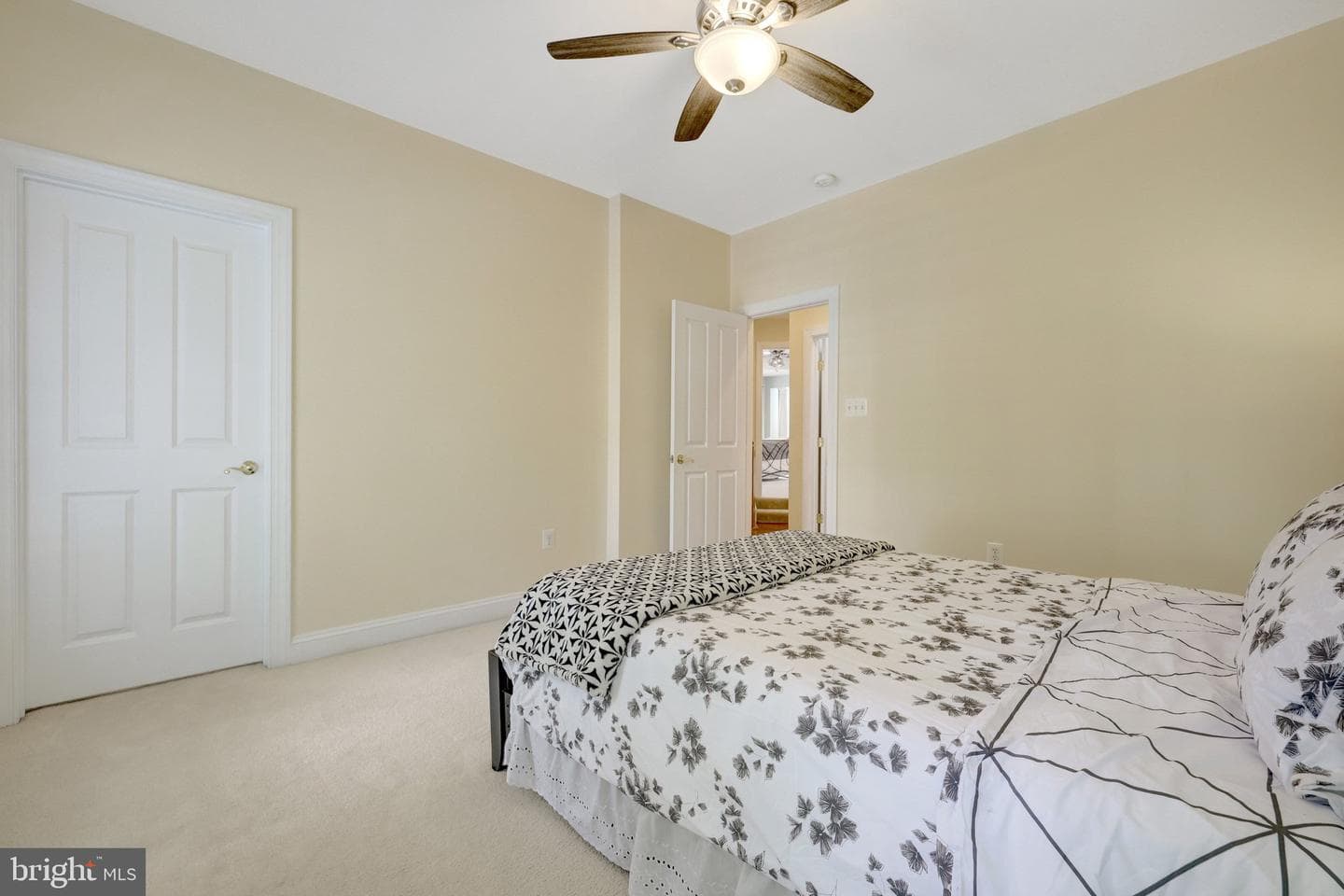 2894 Swanee Lane photo 35