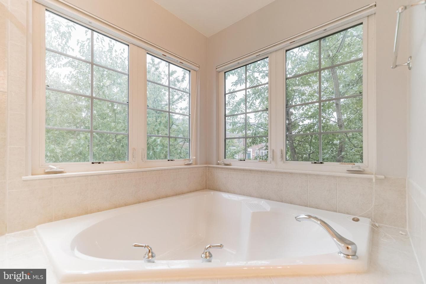 4190 Lower Park Drive photo 26