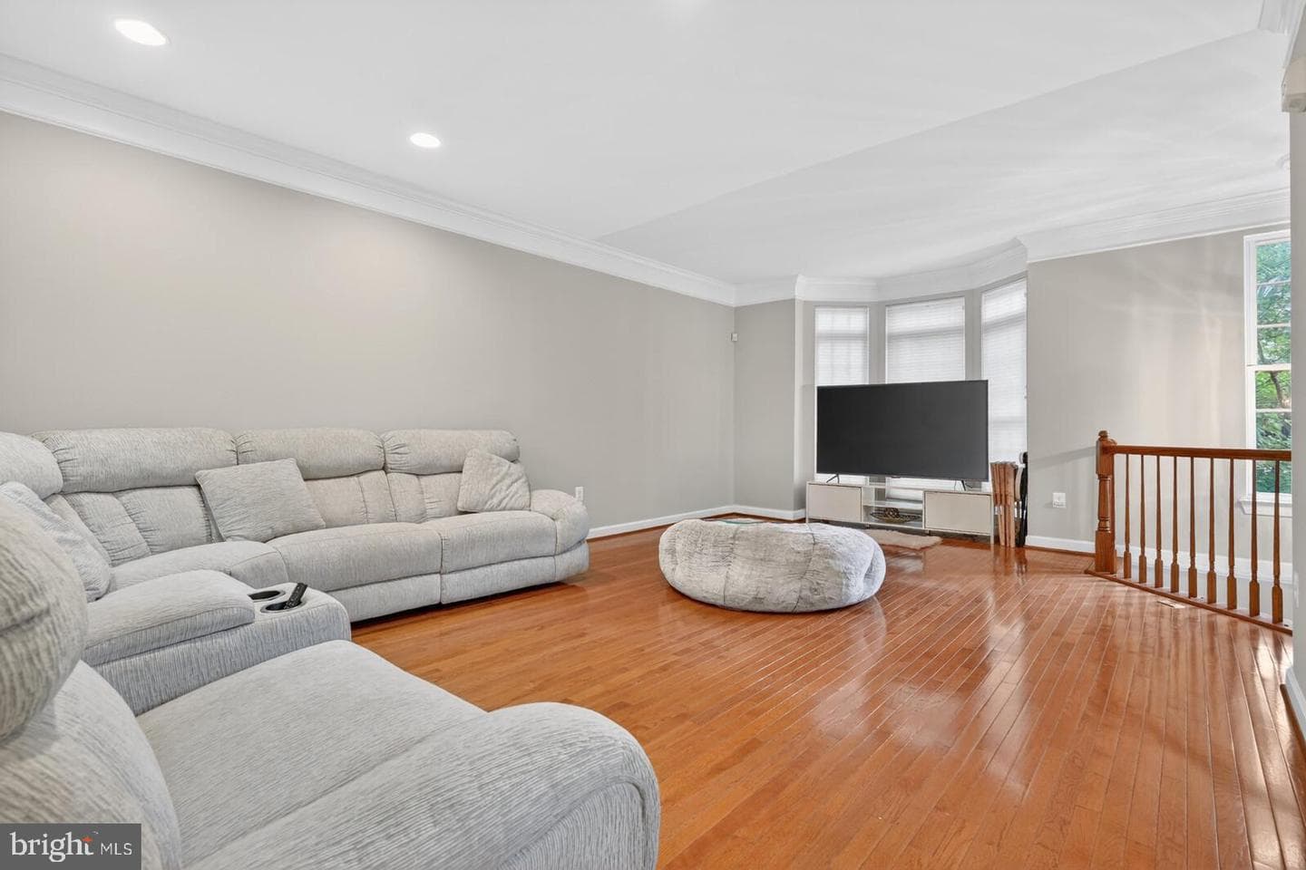4190 Lower Park Drive photo 5