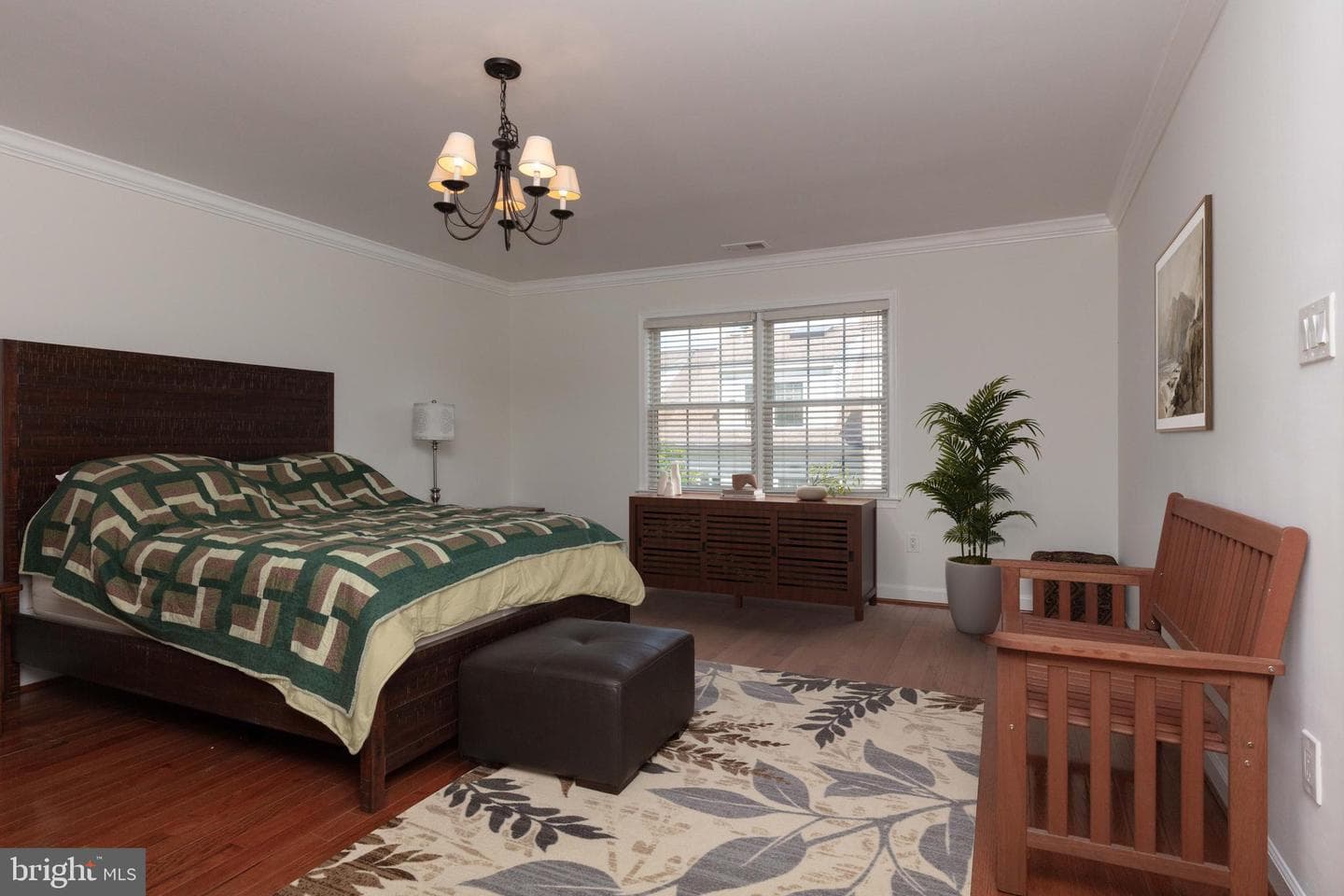 6304 Chaucer View Circle photo 7