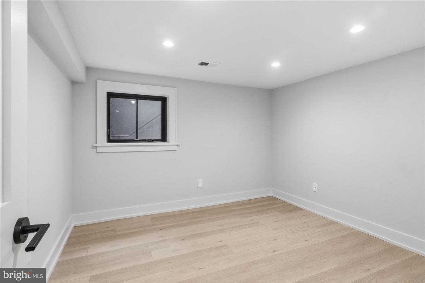 5921 Chesterbrook Road photo 82