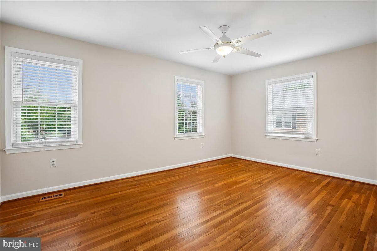7018 Bradwood Court photo 19