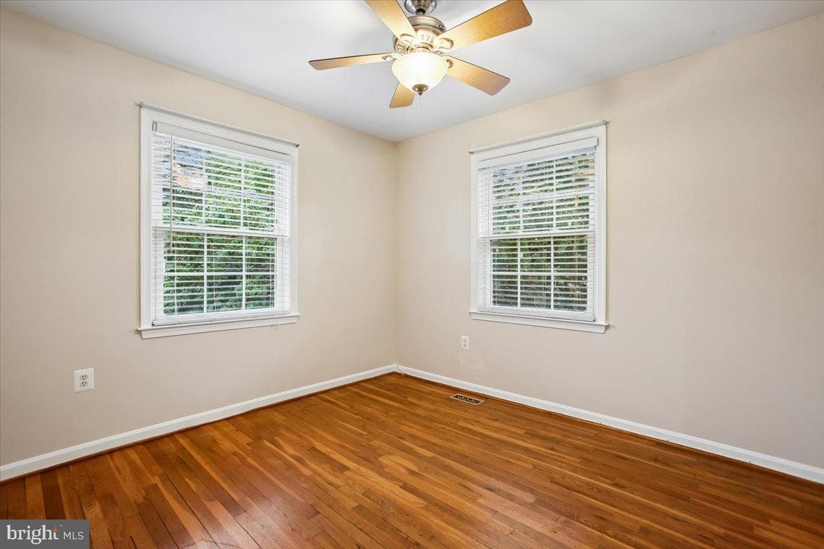 7018 Bradwood Court photo 29