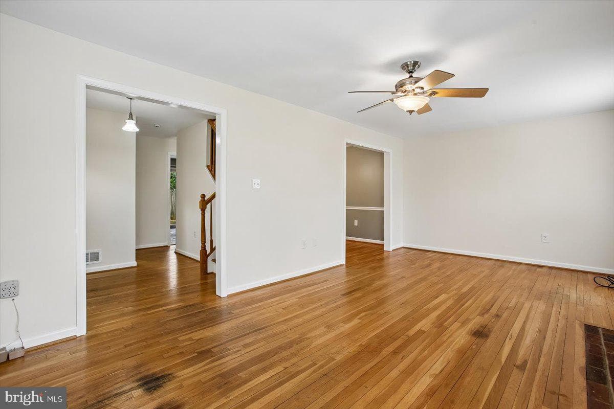7018 Bradwood Court photo 7