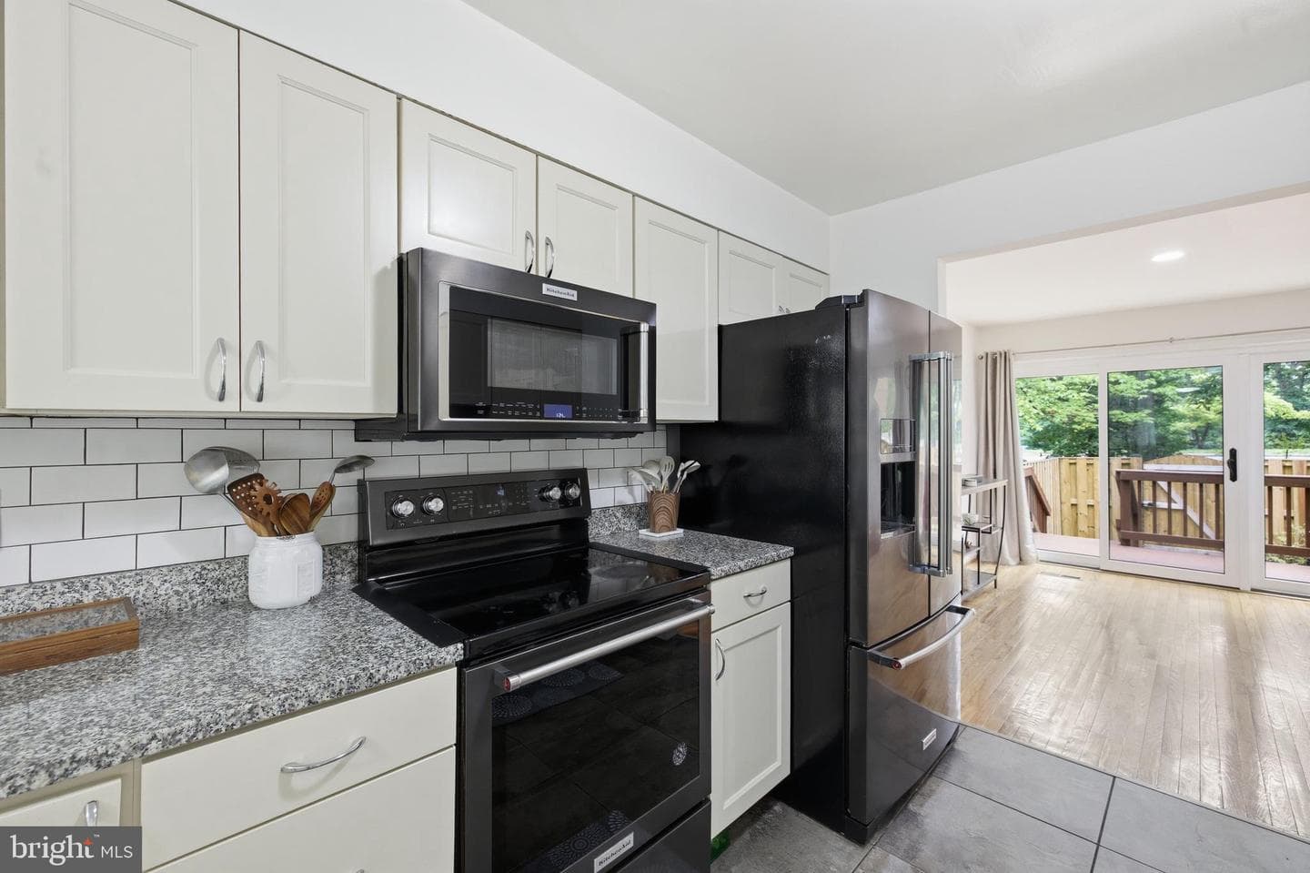 3131 Guysborough Drive photo 12