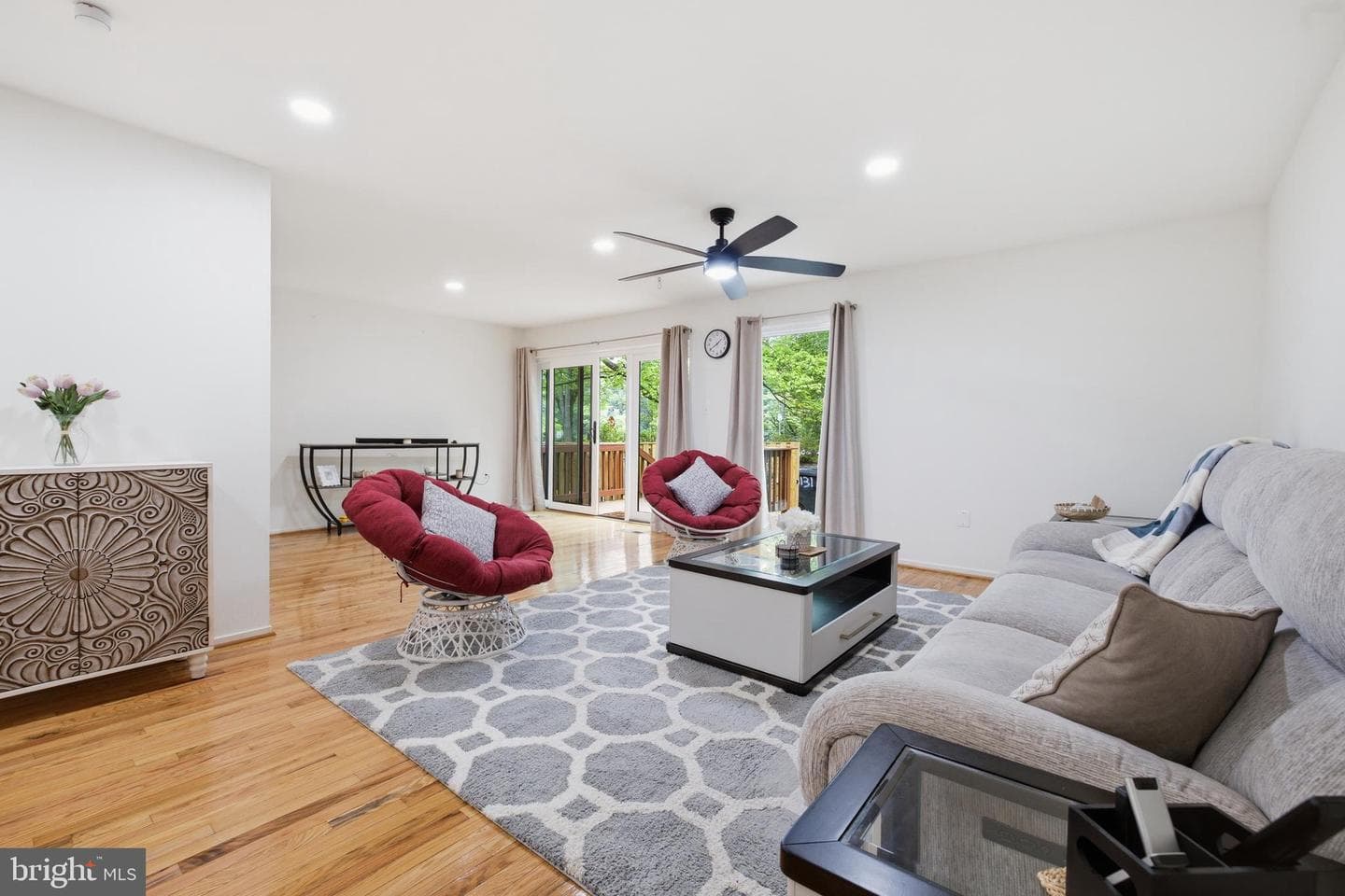 3131 Guysborough Drive photo 20