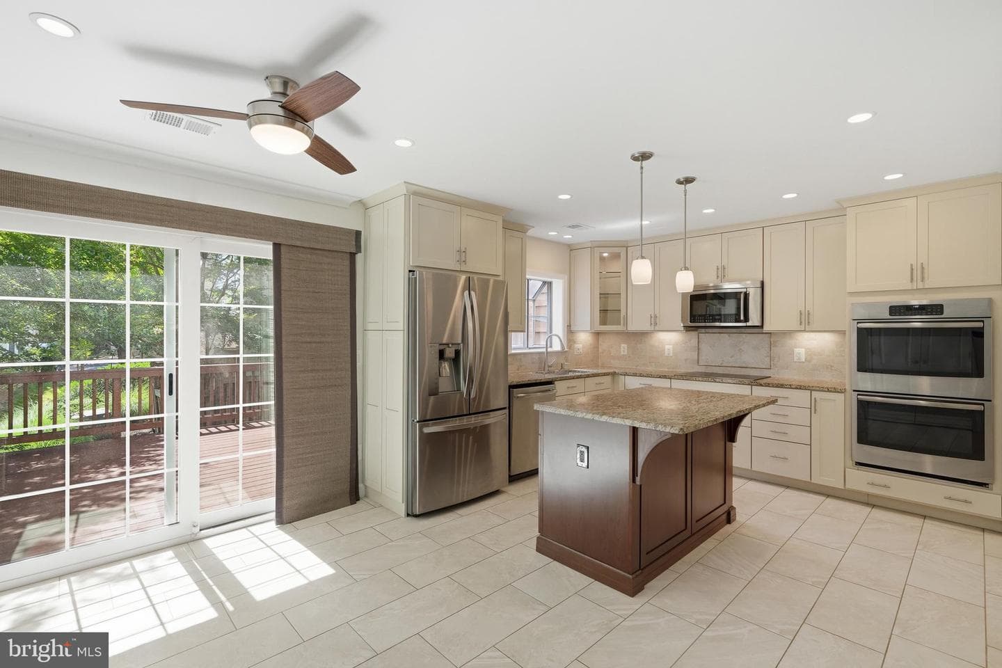 3911 Green Look Court photo 15