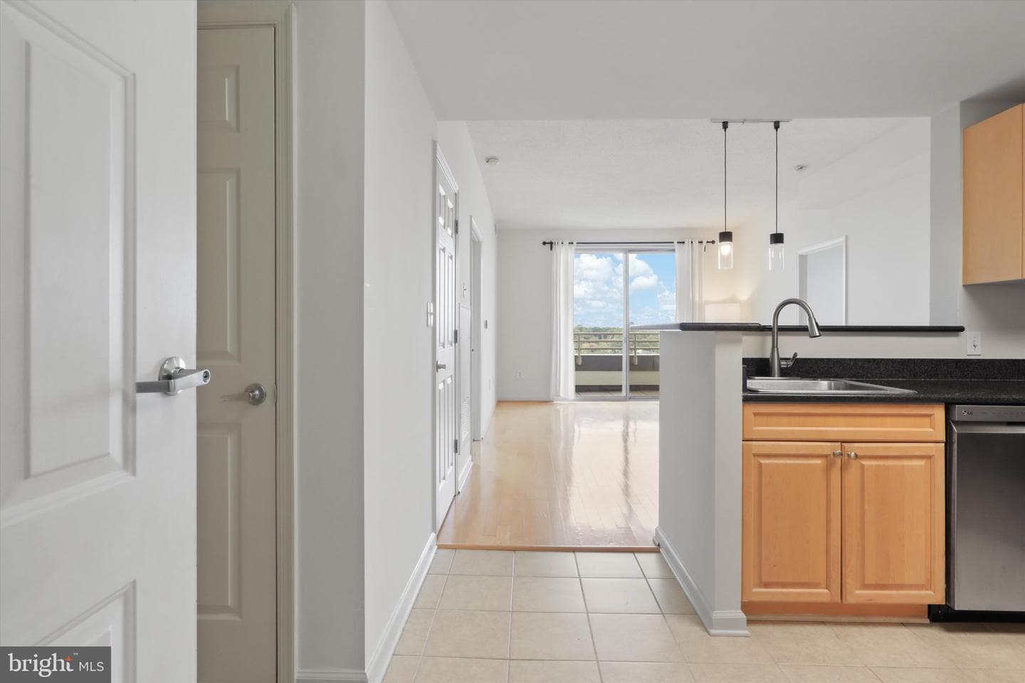 2726 Gallows Road #1506 photo 6