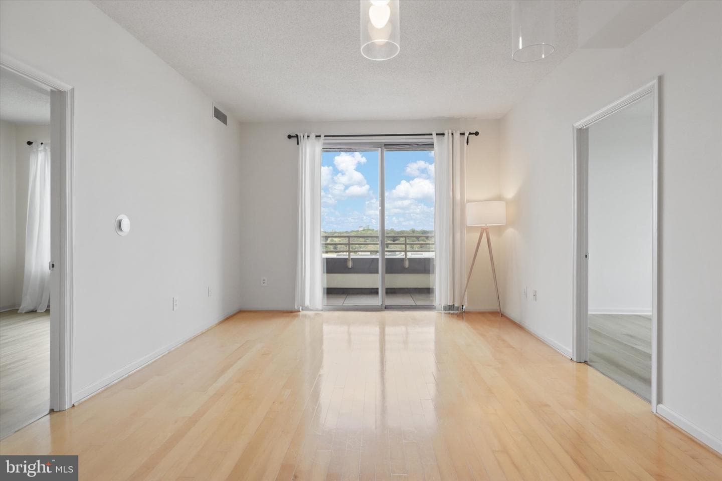 2726 Gallows Road #1506 photo 9