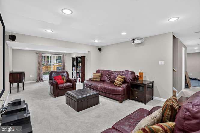 7919 Bracksford Court photo 46