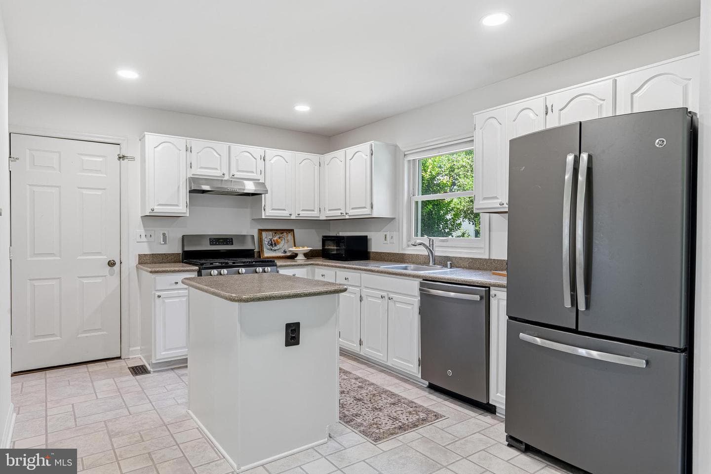 13425 Alfred Mill Court photo 16