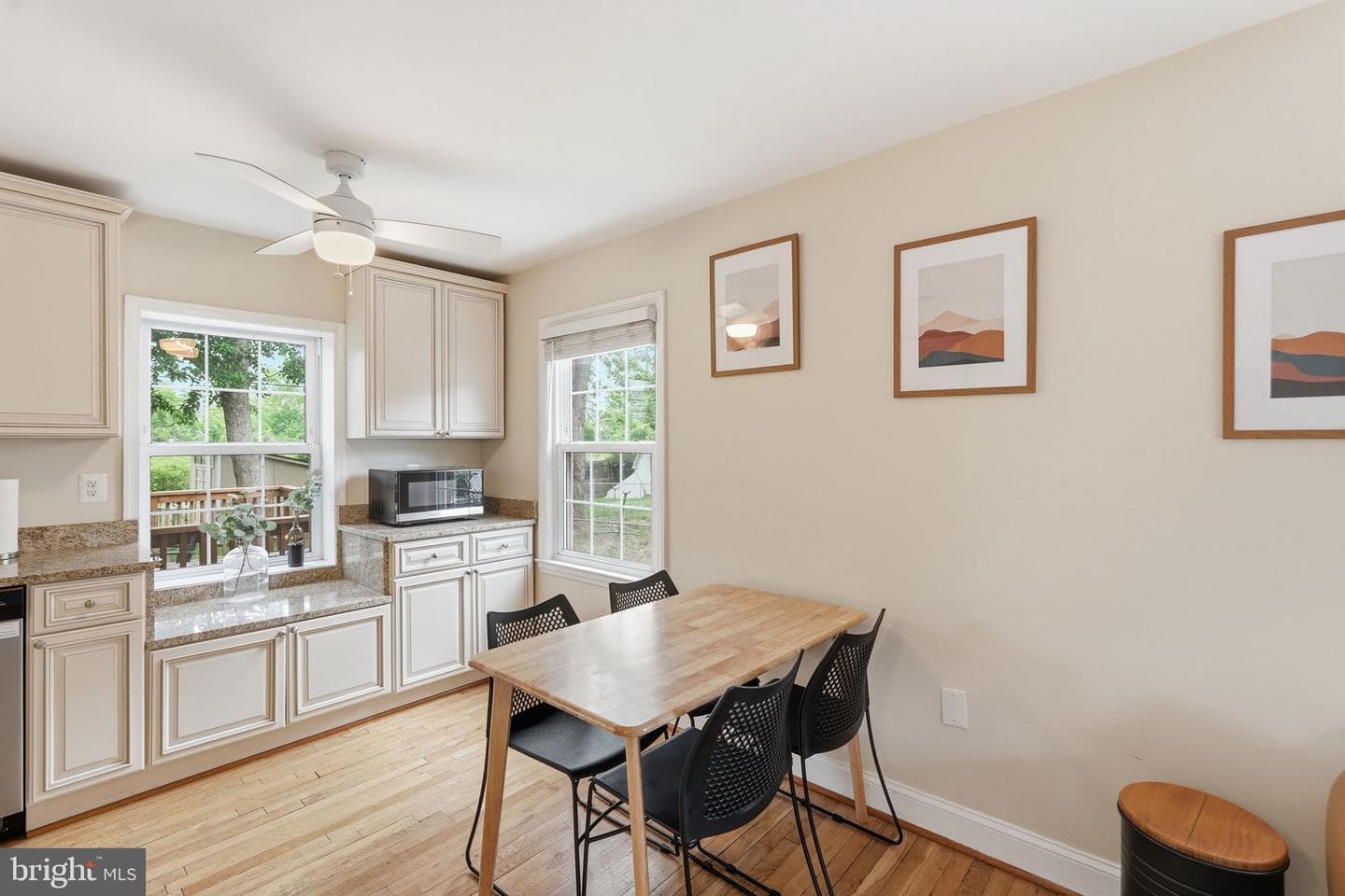 2250 Arlington Terrace photo 5