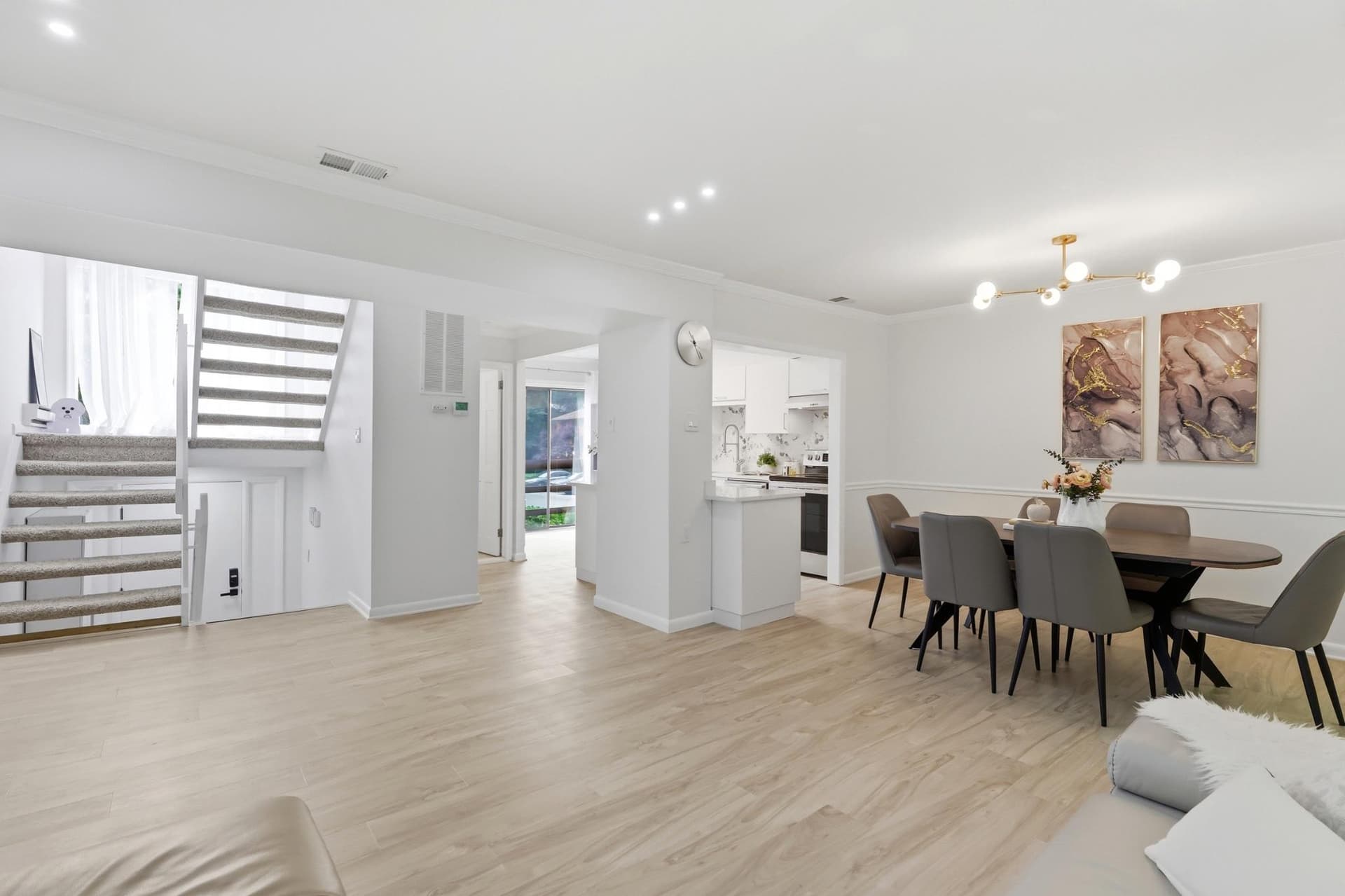 2260 Covent Gardens Court photo 12