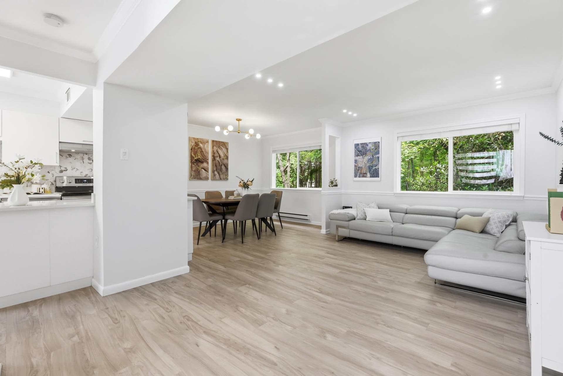 2260 Covent Gardens Court photo 6
