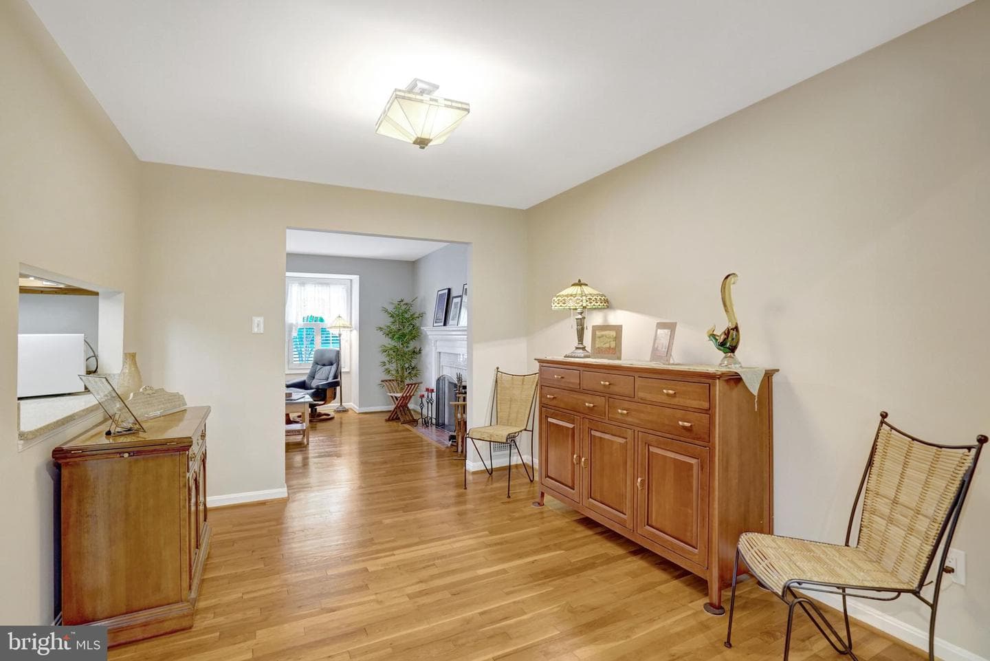 8640 Victoria Road photo 48