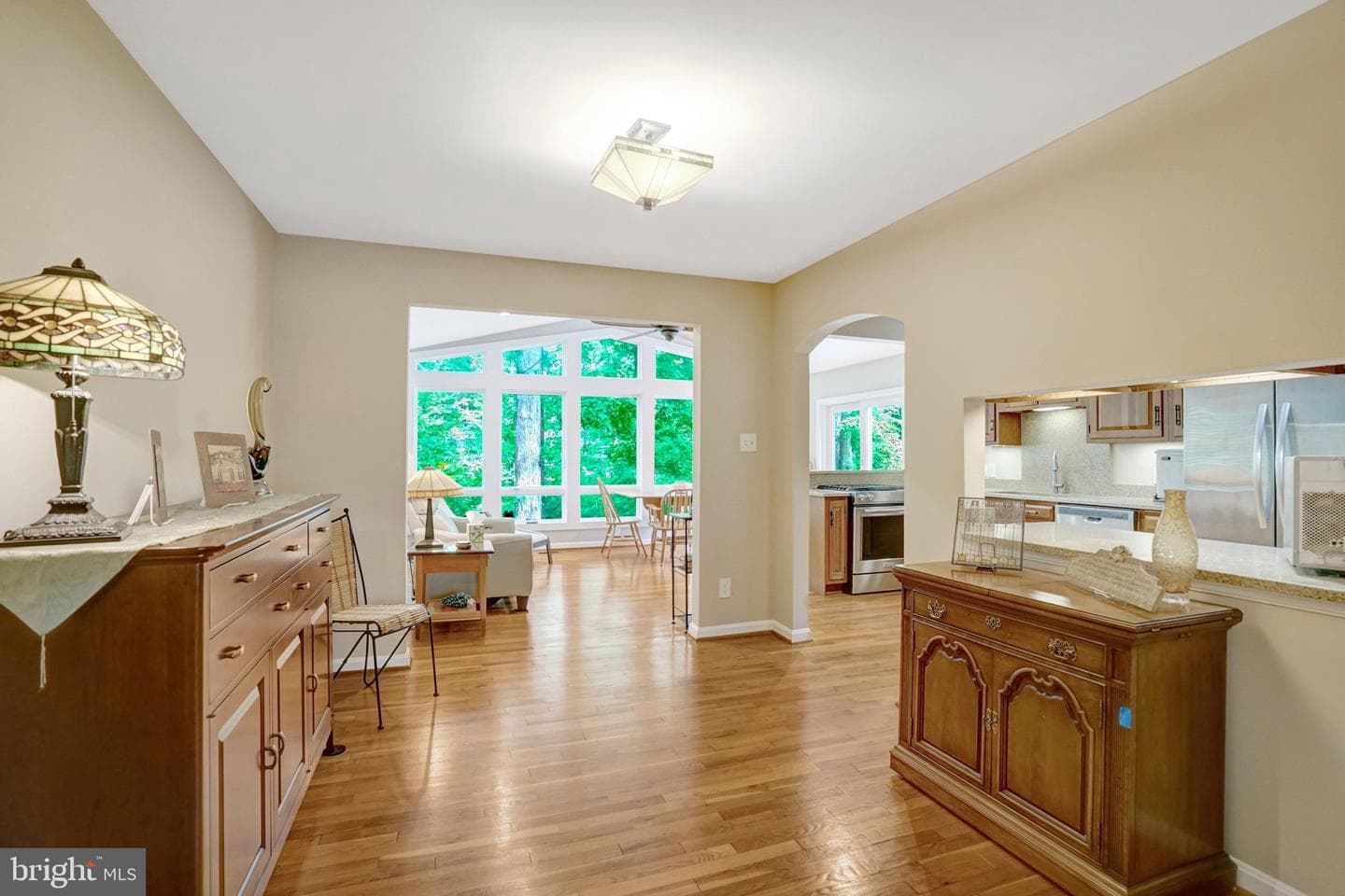 8640 Victoria Road photo 49