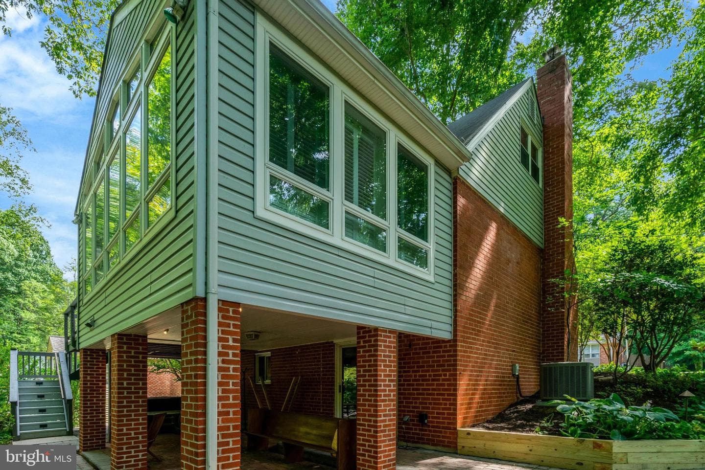 8640 Victoria Road photo 67