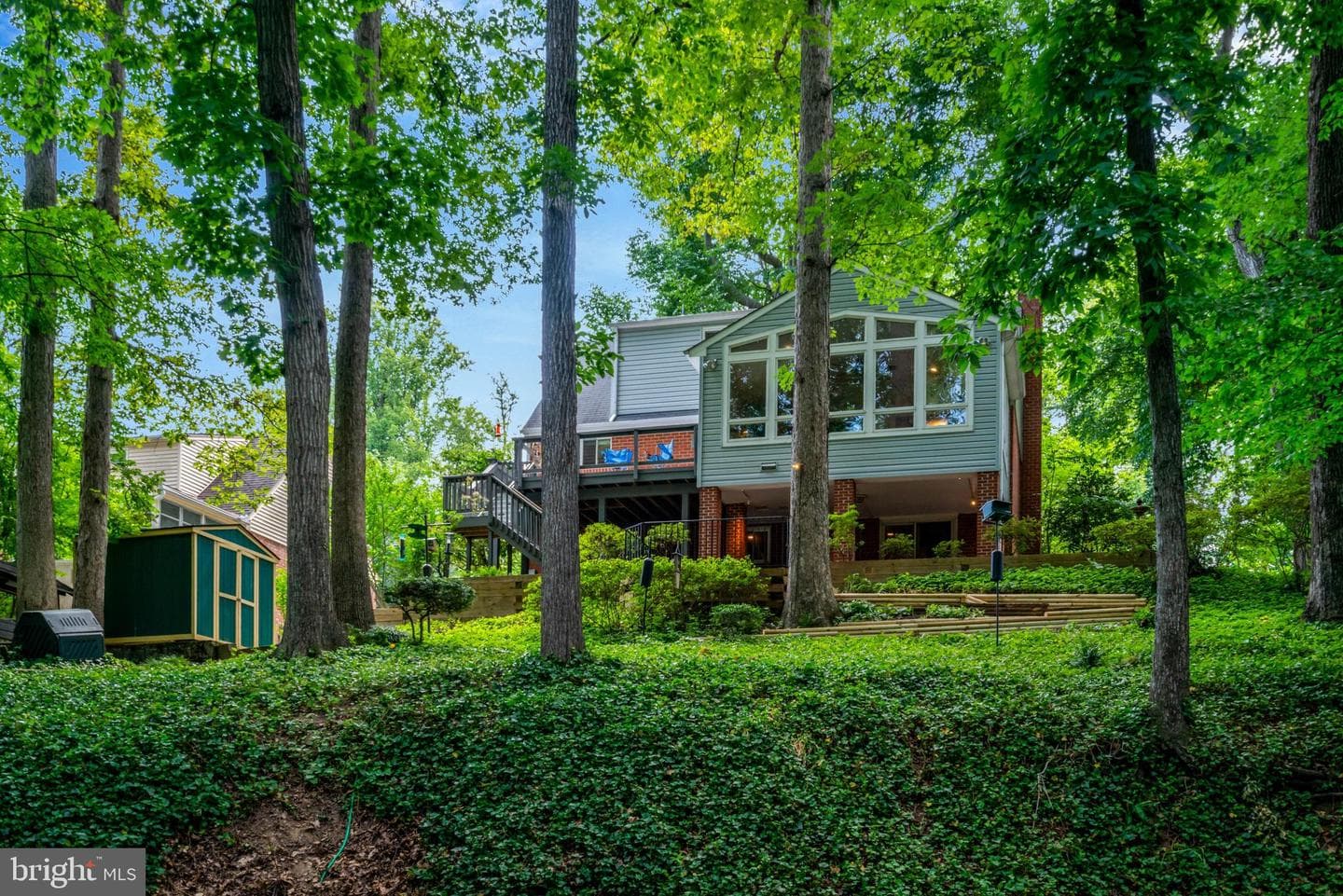 8640 Victoria Road photo 74