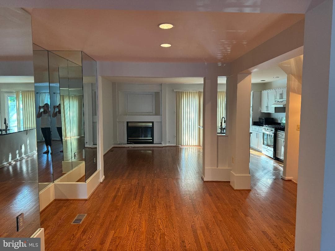 12097 Edgemere Circle photo 3