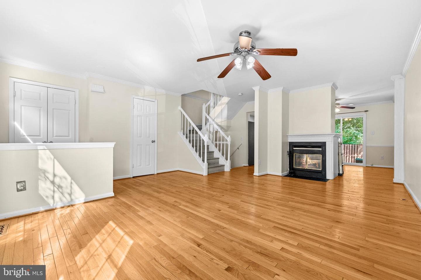 6016 Rockton Court photo 6