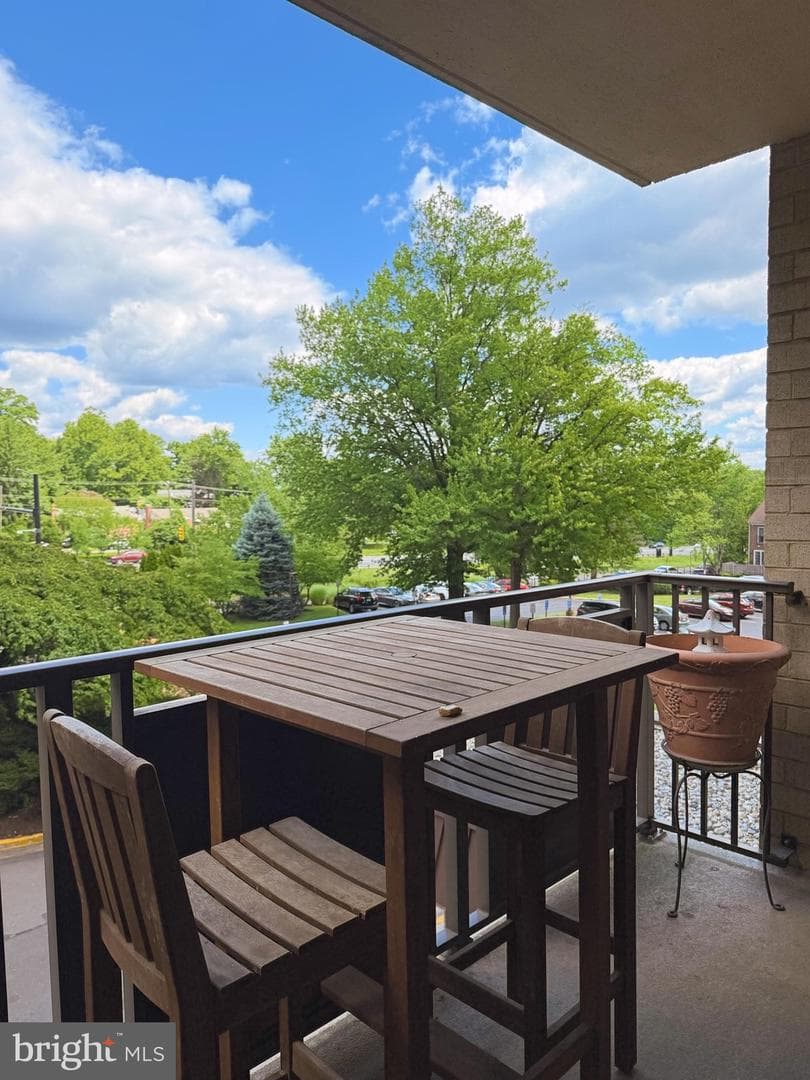 6001 Arlington Boulevard #310 photo 14