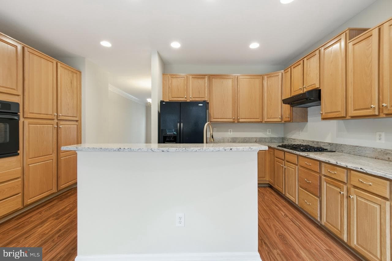 8108 Dove Cottage Court photo 13