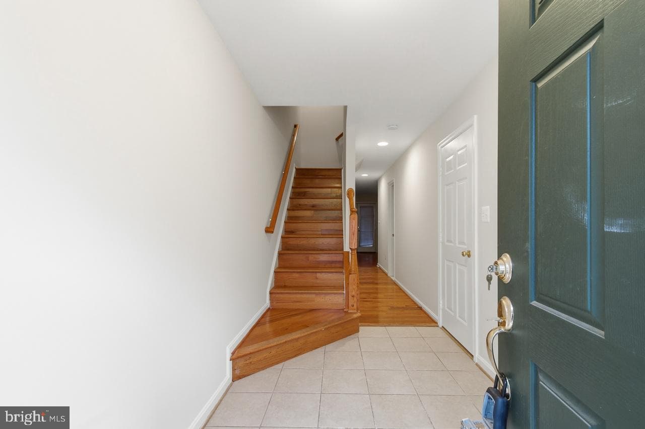 8108 Dove Cottage Court photo 14