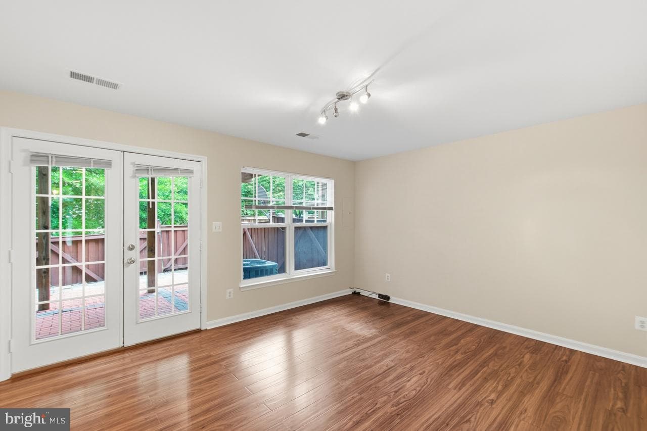 8108 Dove Cottage Court photo 20