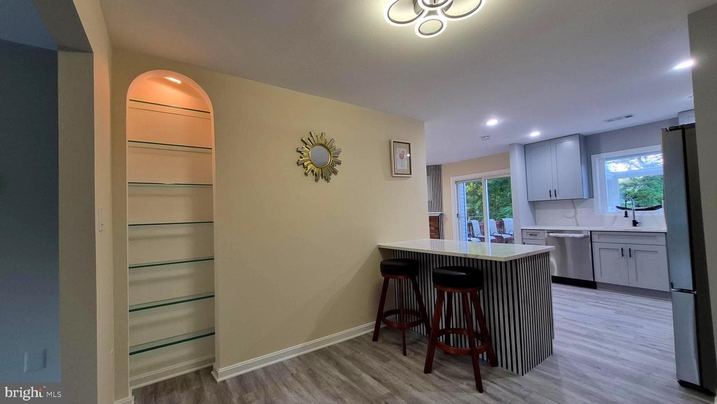 7106 Snug Harbor Court photo 11