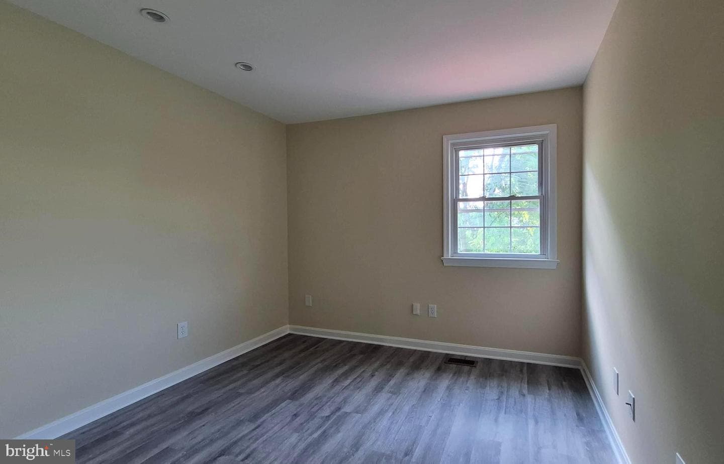 7106 Snug Harbor Court photo 29