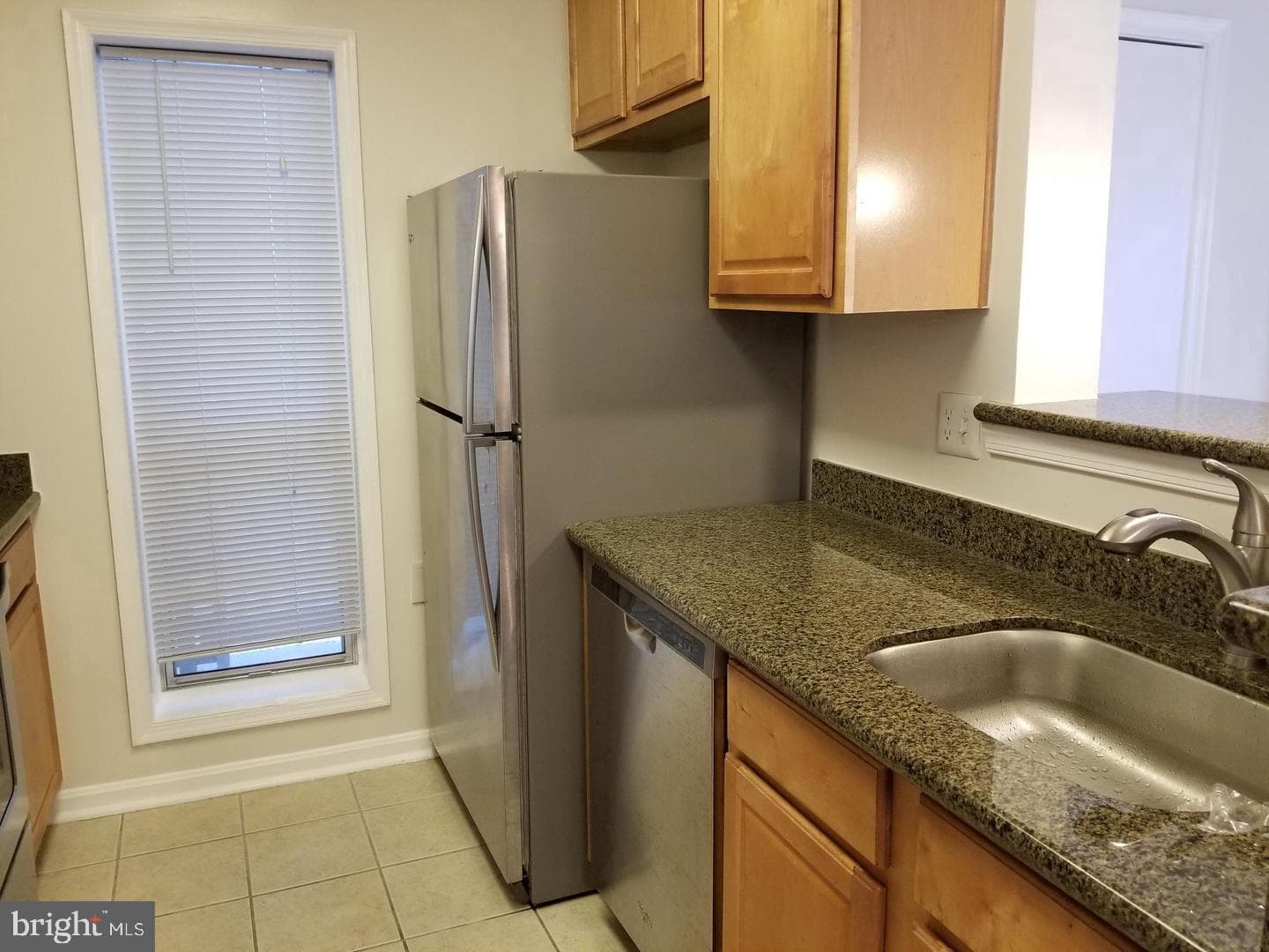 3178 Summit Square Drive #3-B12 photo 30