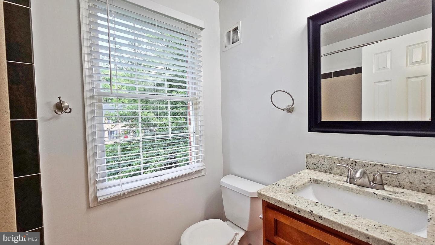 5908 Oakland Park Drive photo 29