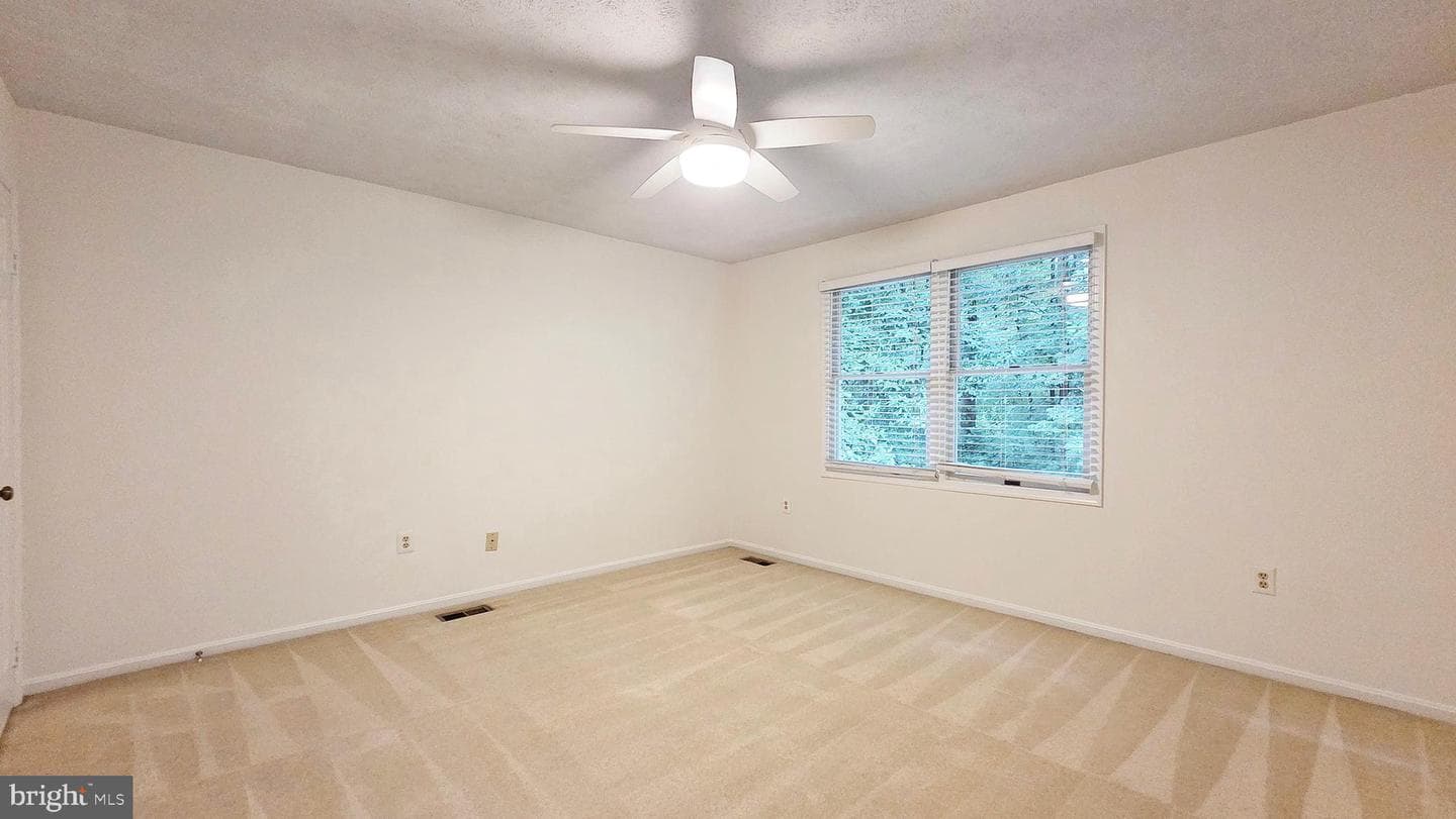 5908 Oakland Park Drive photo 34
