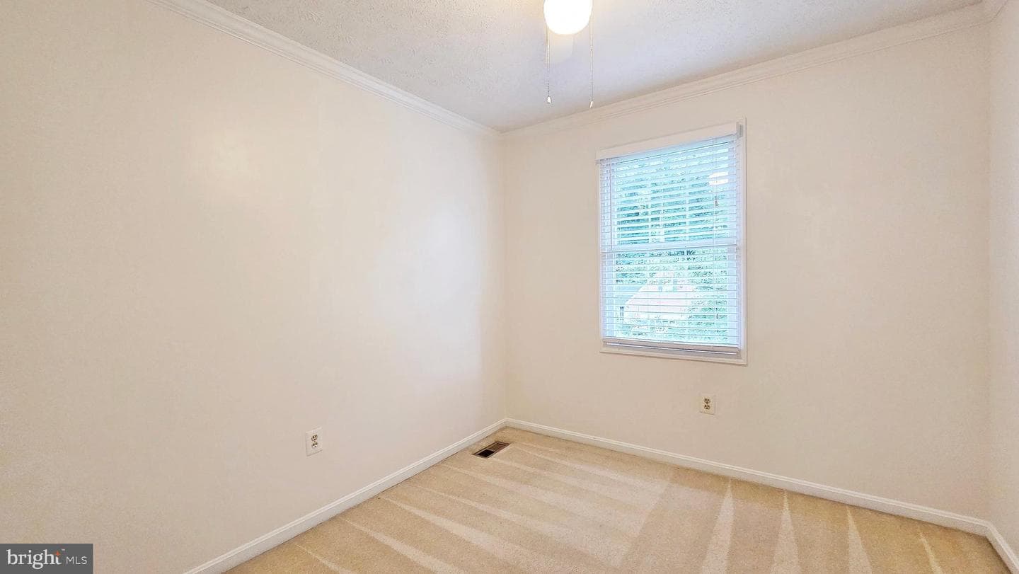5908 Oakland Park Drive photo 36