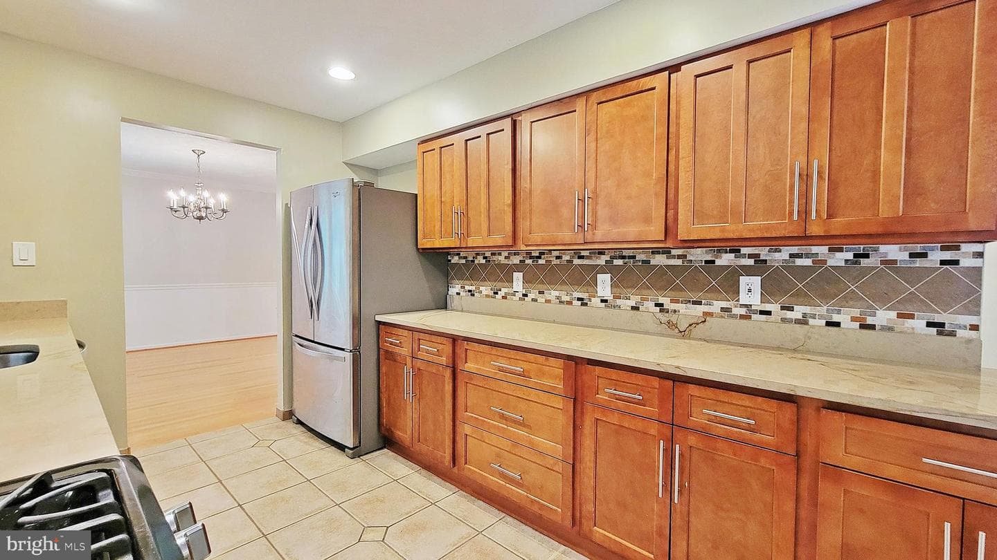 5908 Oakland Park Drive photo 9