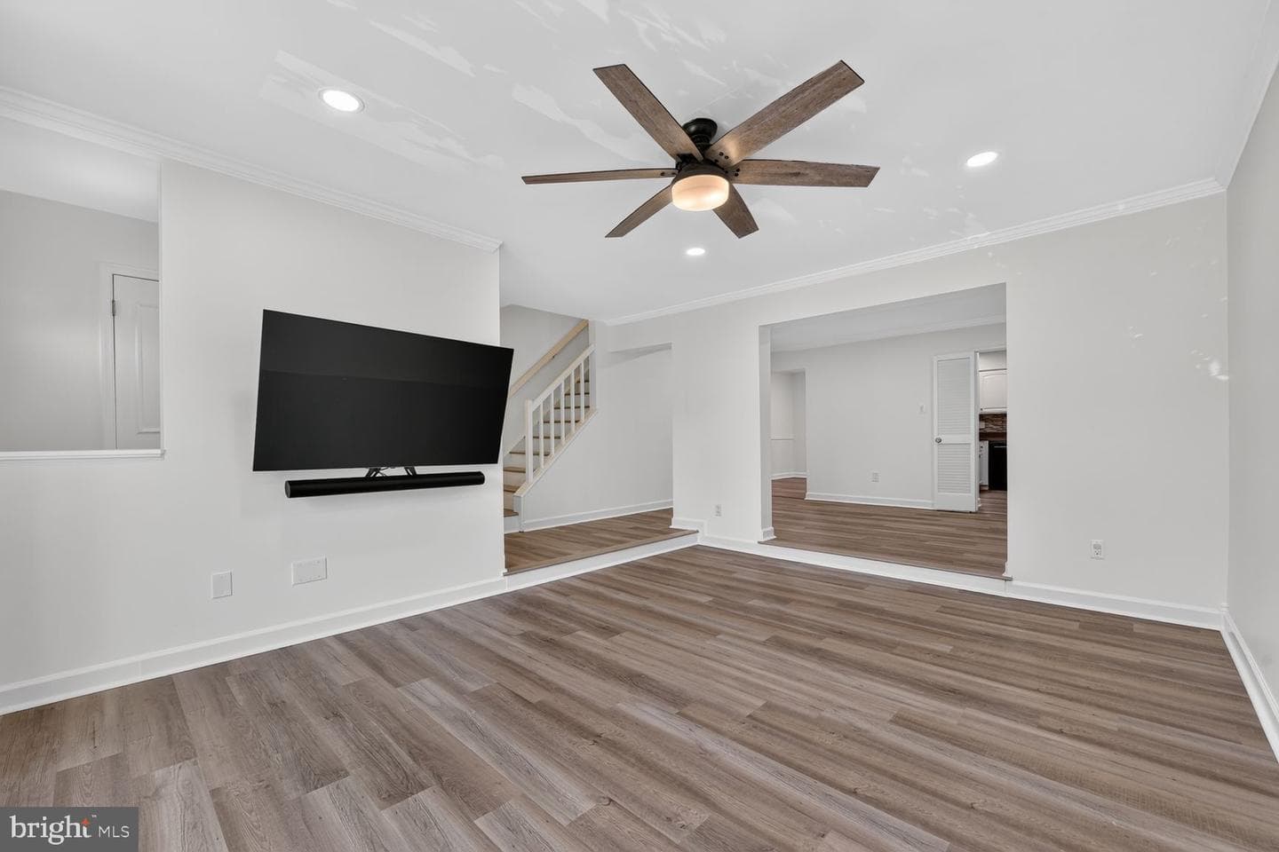 2986 Borge Street photo 6