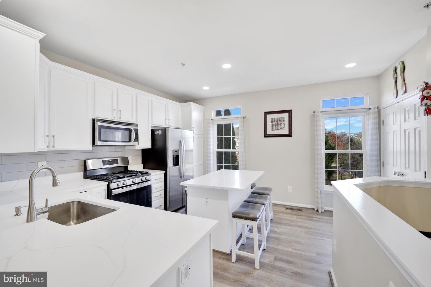 2981 Huntington Grove Square photo 2