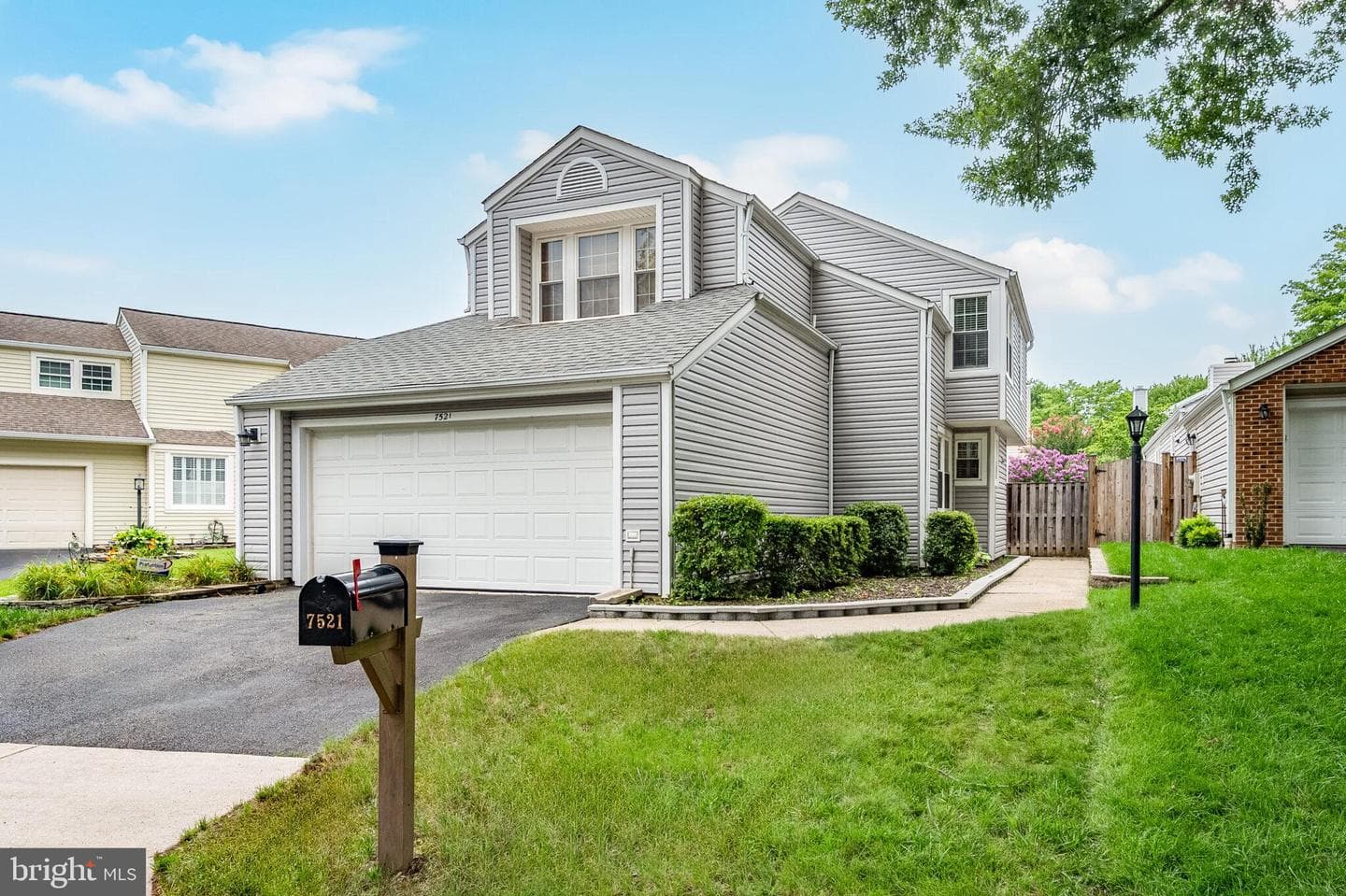 7521 Cross Gate Lane photo 1